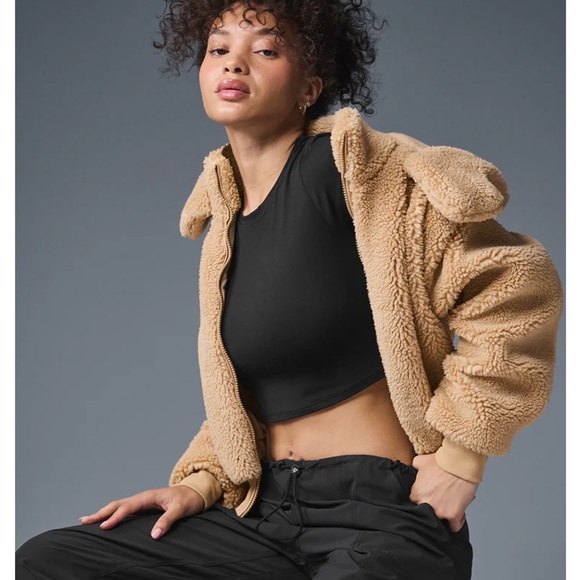 Alo Cozy Sherpa Jacket - Picture 2 of 3